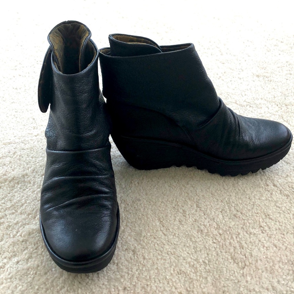 Fly London wedge boot